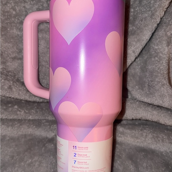 Stanley 40oz Powder Pink Heart Gradient - Picture 2 of 2